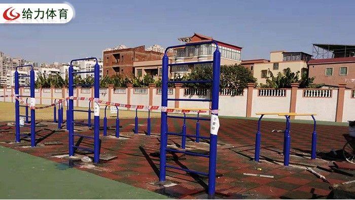 中山周邊居民小區健身器材氛圍好，幸福里小區迫不及待也裝上了