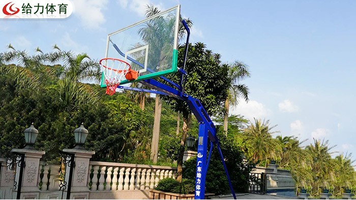 箱式籃球架多少錢