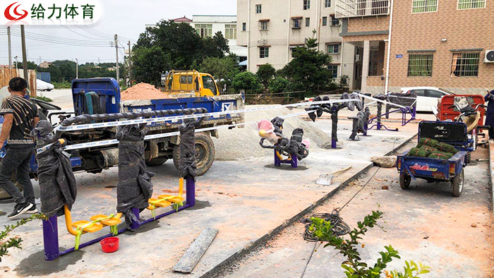 南寧小區(qū)健身器材廠(chǎng)家給力體育分享一則買(mǎi)器材省錢(qián)攻略