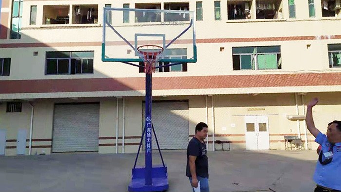 可移動籃球架價錢