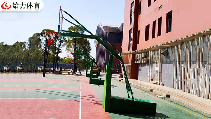 江門可移動籃球架價錢