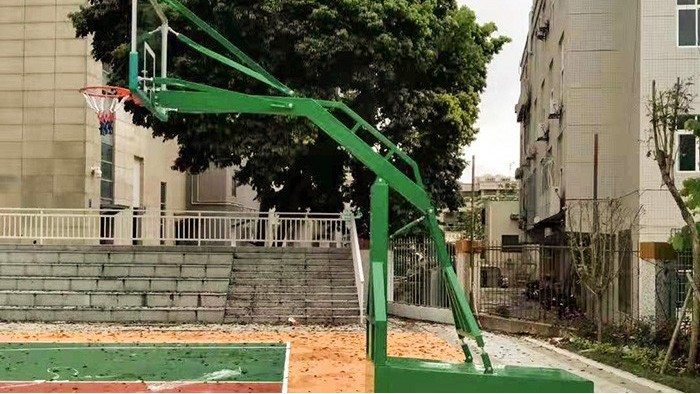 移動籃球架