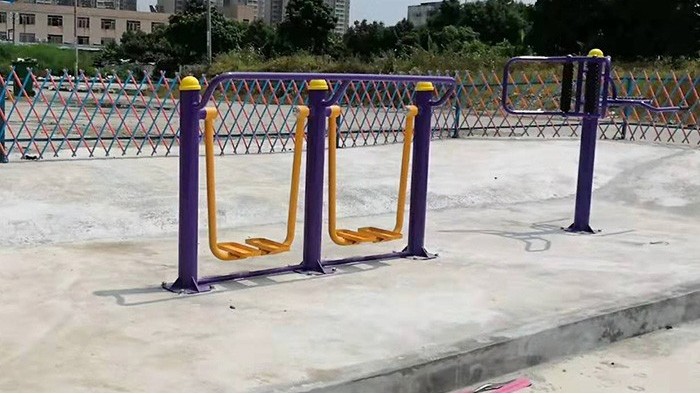 公園健身器材