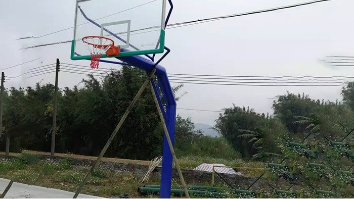 獨柱籃球架
