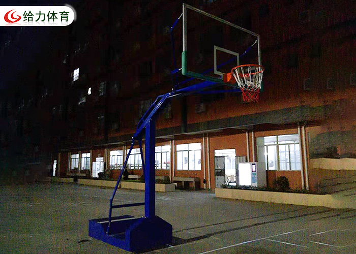 移動(dòng)籃球架價(jià)格
