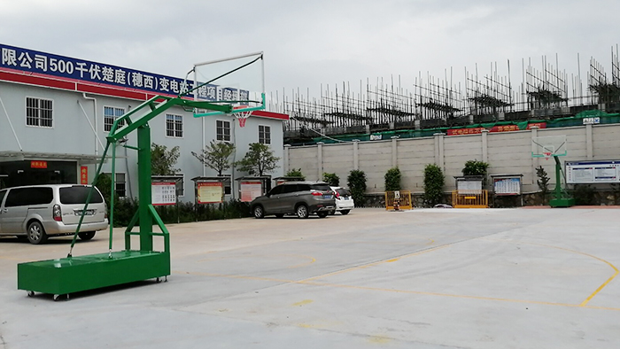 移動籃球架價(jià)格