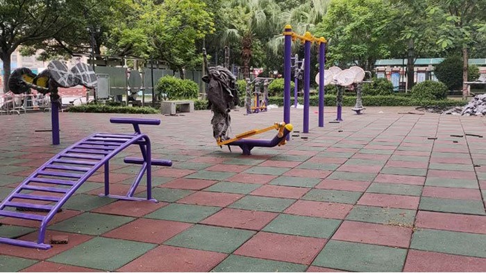 小區(qū)健身器材廠家電話