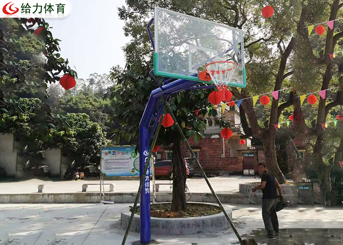 籃球架