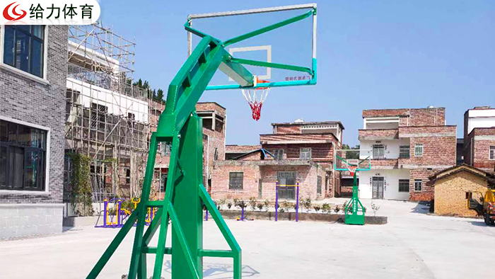 桂林移動籃球架價錢