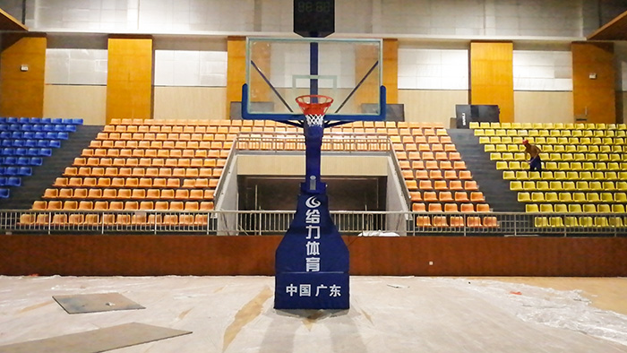 箱式籃球架多少錢